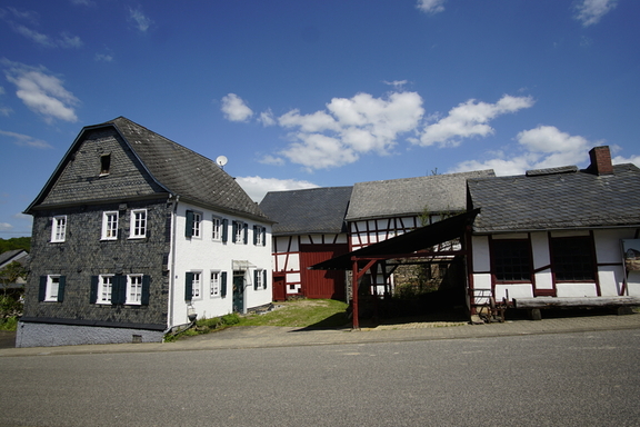 Die Schmiede und das Haus der Simon's 